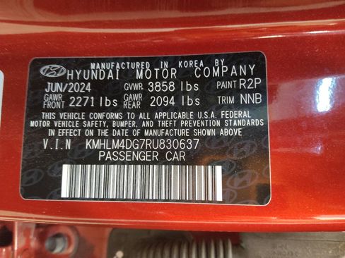Used 2024 Hyundai Elantra SEL FWD image 33