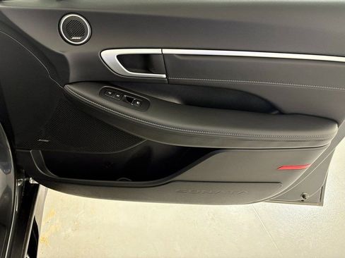 Used 2025 Hyundai Sonata Limited image 42
