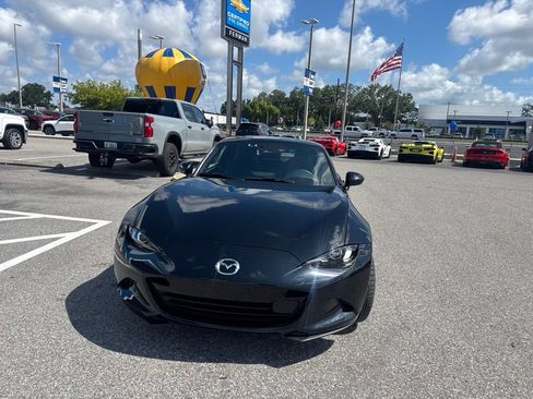 Used 2024 MAZDA MX-5 Miata RF Grand Touring w/ Weather Package RWD image 2