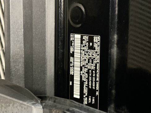 Used 2025 Toyota RAV4 XLE image 12