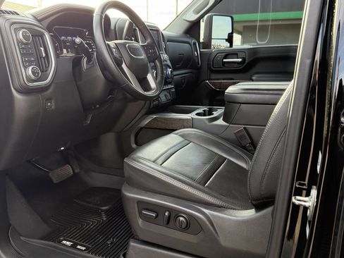 Used 2023 GMC Sierra 2500 Denali image 13