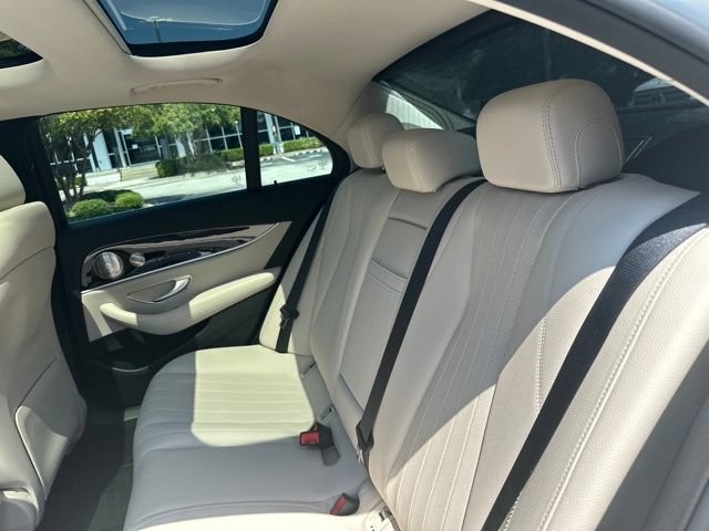 Used 2022 Mercedes-Benz E 350 4MATIC Sedan image 23
