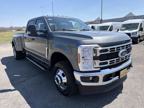 New 2026 Ford F350 XLT AWD/4WD image 3