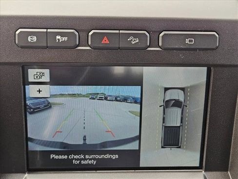 Used 2018 Ford F250 Lariat w/ Lariat Value Package AWD/4WD image 13