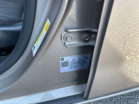 Used 2023 Chevrolet Malibu LT w/ Driver Confidence Package image 31