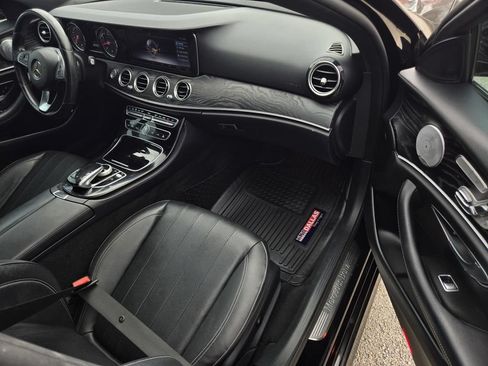 Used 2017 Mercedes-Benz E 300 image 7