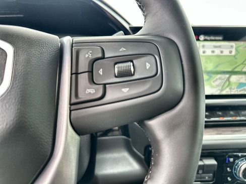 New 2026 GMC Sierra 1500 SLT image 32