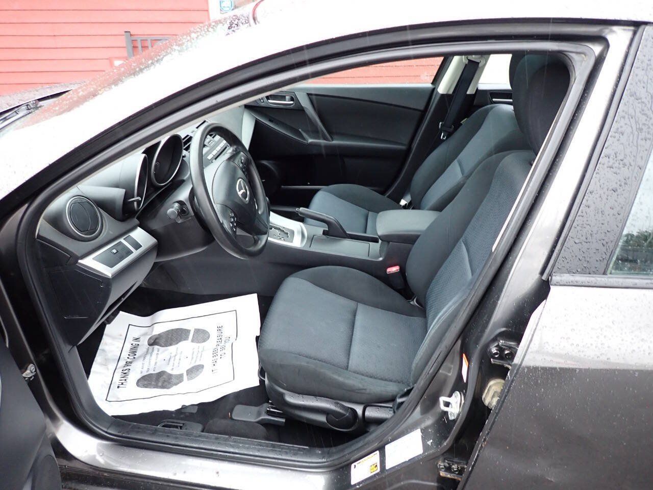 Used 2010 MAZDA MAZDA3 i Touring FWD image 7