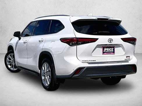 Used 2021 Toyota Highlander Limited image 13