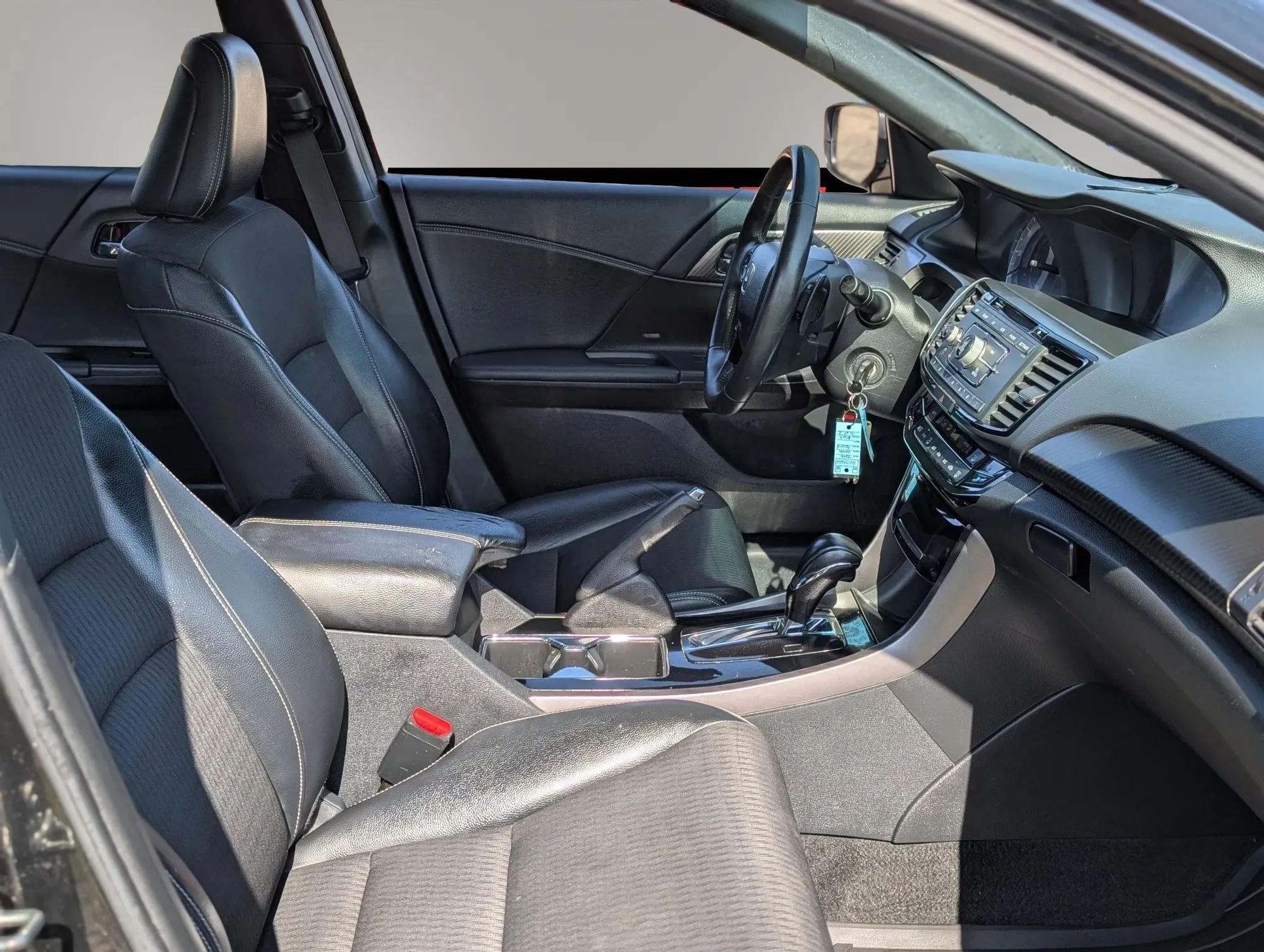Used 2016 Honda Accord Sport image 24