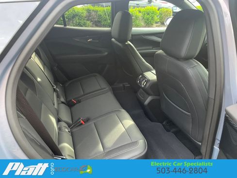 Used 2024 Chevrolet Blazer EV LT AWD/4WD image 51