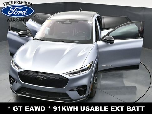 Used 2022 Ford Mustang Mach-E GT AWD/4WD image 38