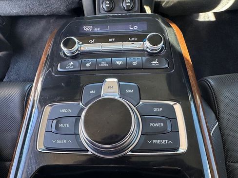 Used 2017 Genesis G90 3.3T Premium image 14