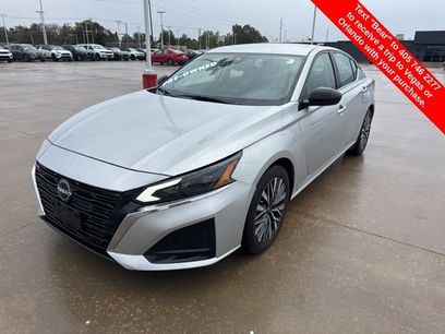 Used 2024 Nissan Altima 2.5 SV