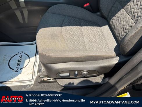 Used 2024 Chevrolet Equinox LT AWD/4WD image 12