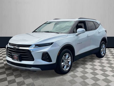 Used 2020 Chevrolet Blazer LT w/ Sound & Technology Package image 2