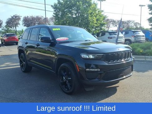 Certified 2024 Jeep Grand Cherokee Limited w/ Black Appearance Package AWD/4WD image 3
