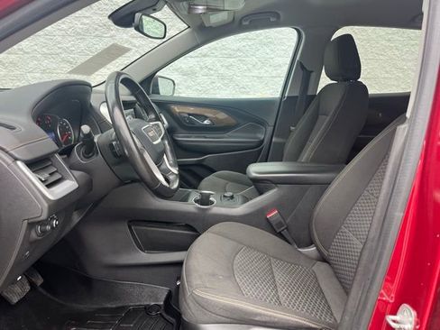 Used 2020 GMC Terrain SLE image 4
