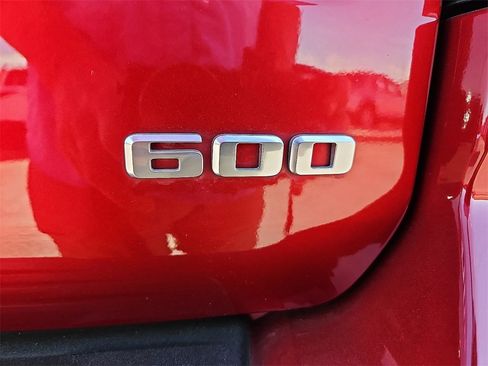 Used 2025 Cadillac Escalade Luxury image 16