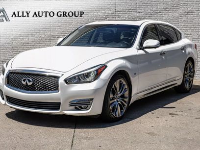 Used 2017 INFINITI Q70 L 3.7