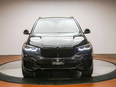 Used 2022 BMW X5 xDrive40i w/ M Sport Package AWD/4WD image 2