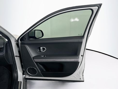 Used 2024 Hyundai Ioniq 5 Limited RWD image 32