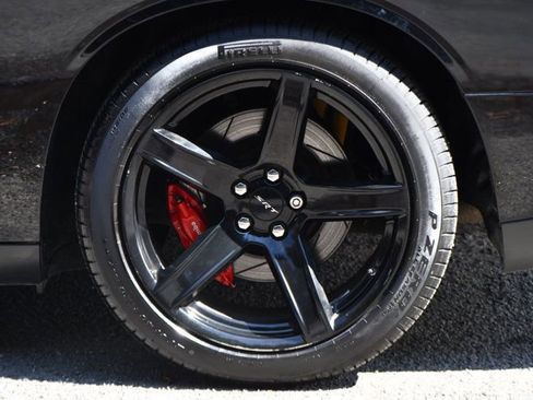 Used 2018 Dodge Challenger SRT w/ Technology Group image 11