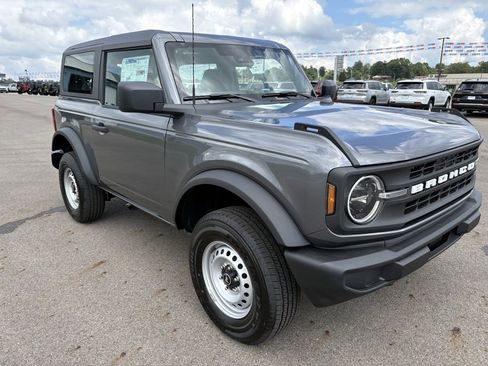 New 2025 Ford Bronco 2-Door image 7