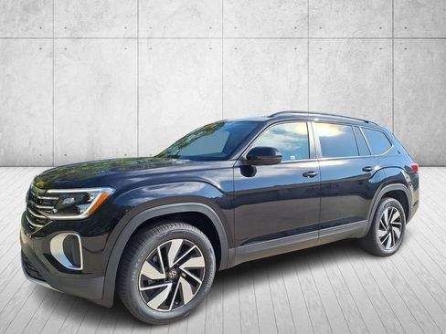 New 2026 Volkswagen Atlas SE image 9