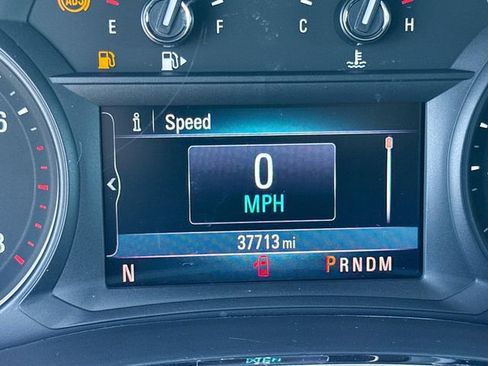 Used 2022 Buick Encore Preferred w/ Safety Package image 14