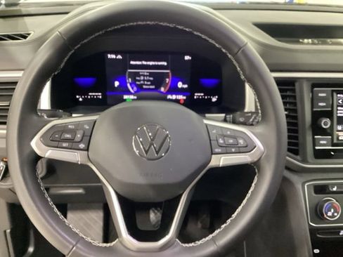 Used 2023 Volkswagen Atlas SE AWD/4WD image 7