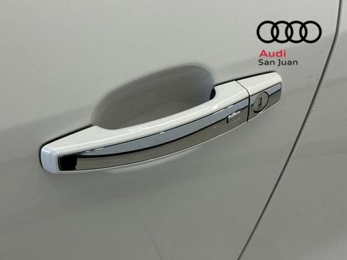 Used 2017 Buick Encore Premium w/ Experience Buick Package image 12