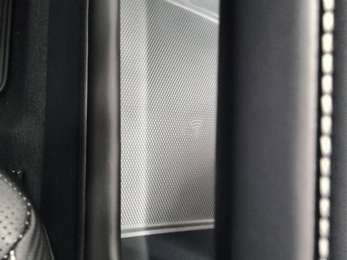 New 2025 Volkswagen Atlas Cross Sport SE image 41