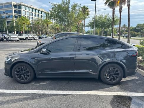 Used 2024 Tesla Model X AWD/4WD image 2