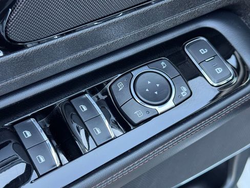 Used 2023 Lincoln Aviator AWD w/ Elements Package image 18