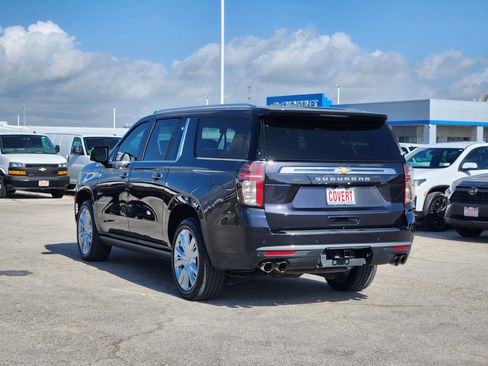 Used 2022 Chevrolet Suburban High Country w/ Max Trailering Package AWD/4WD image 5