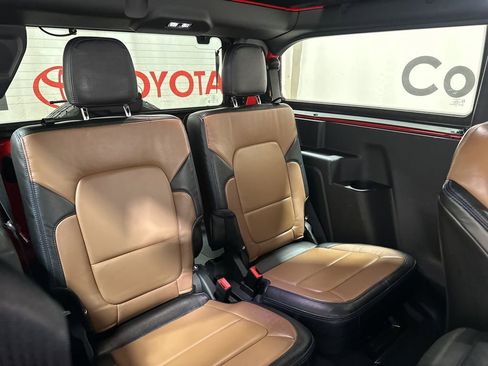 Used 2023 Ford Bronco Outer Banks image 14