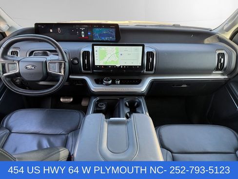 Certified 2025 Ford Expedition Max Platinum AWD/4WD image 10