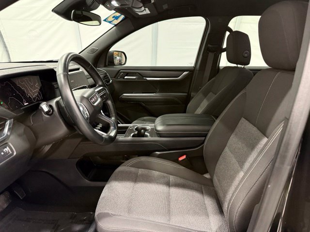 Used 2025 GMC Acadia Elevation AWD/4WD image 12