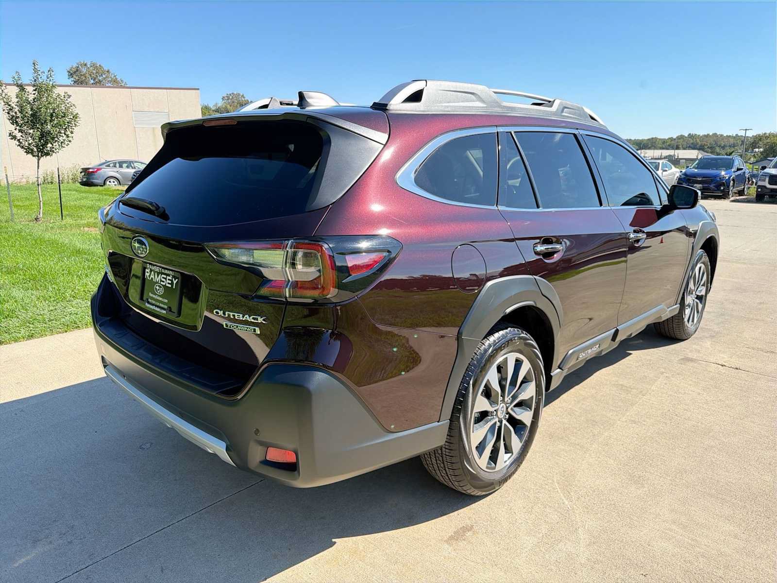 Used 2024 Subaru Outback Touring AWD/4WD image 6
