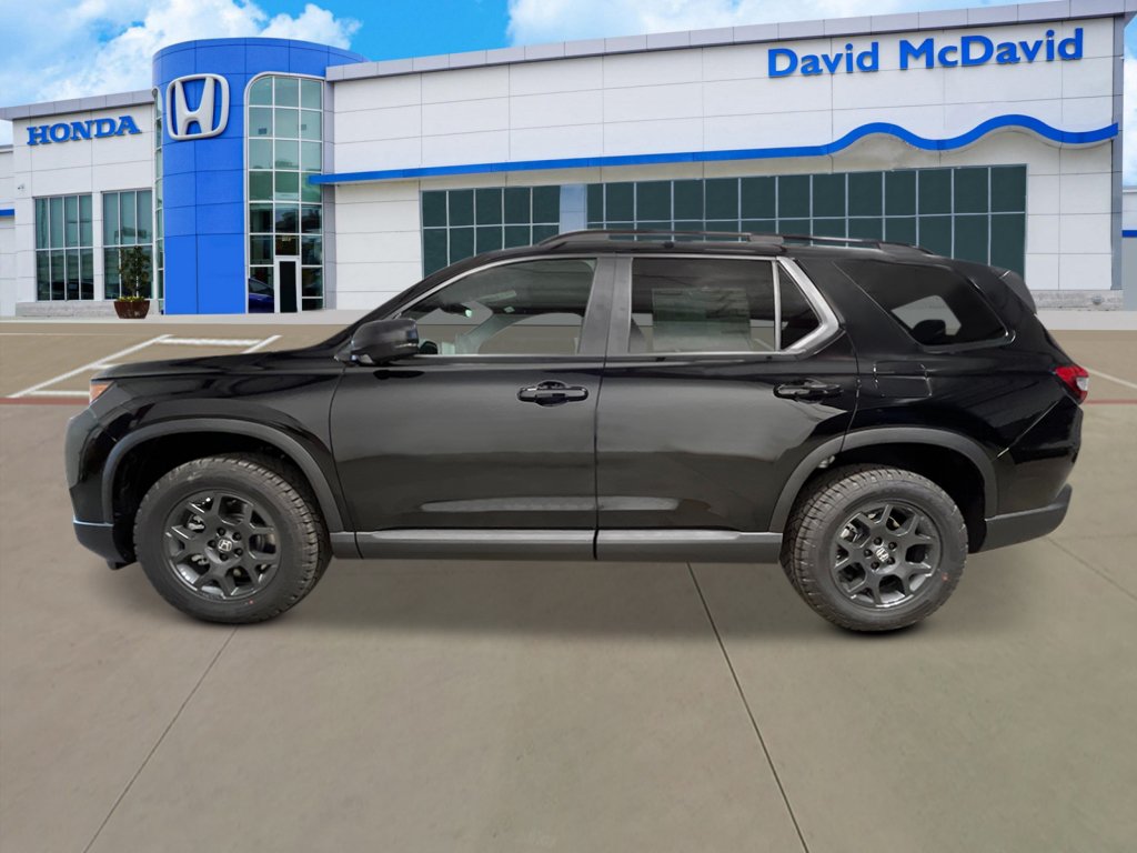 New 2026 Honda Pilot TrailSport image 2