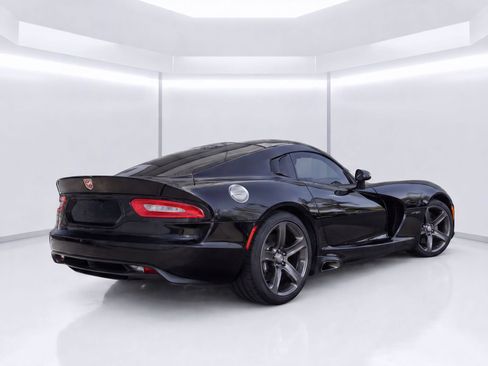 Used 2013 SRT SRT-10 RWD image 8