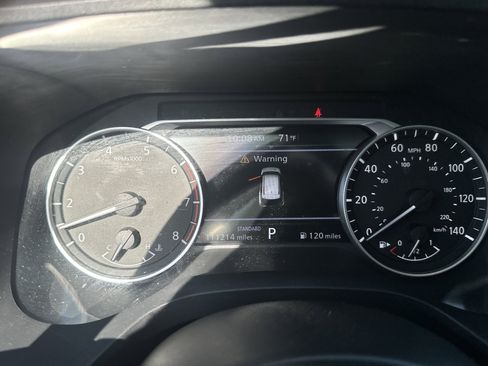 Used 2021 Nissan Rogue SL image 27