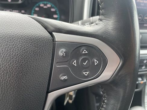Used 2022 Chevrolet Colorado LT w/ Safety Package image 14