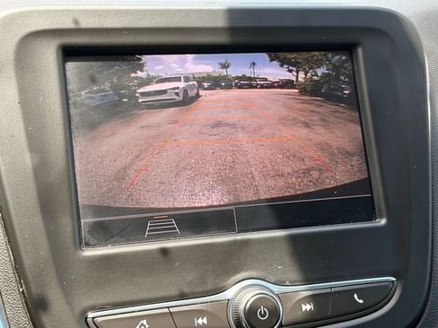 Certified 2024 Chevrolet Equinox LS FWD image 20