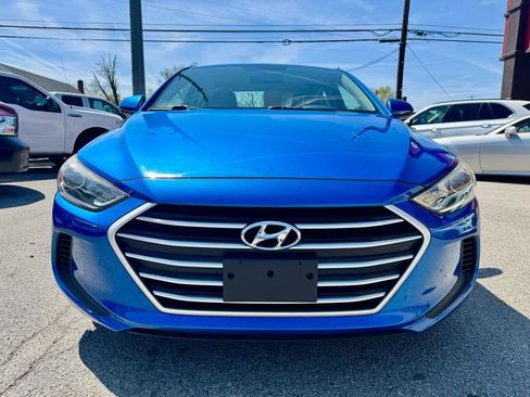Used 2017 Hyundai Elantra SE image 8