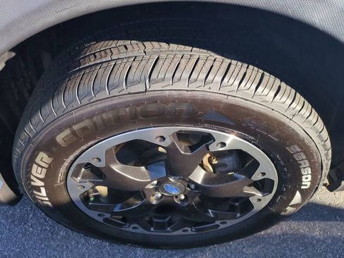 Used 2021 Subaru Crosstrek 2.0i image 8