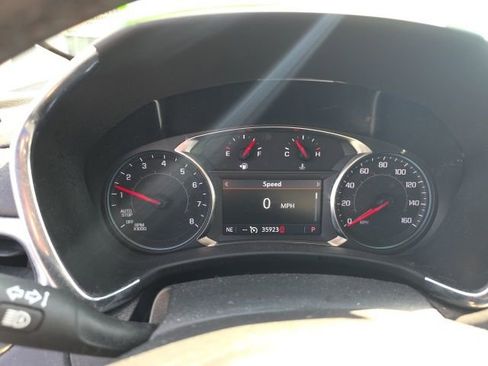 Used 2024 Chevrolet Equinox LT AWD/4WD image 12