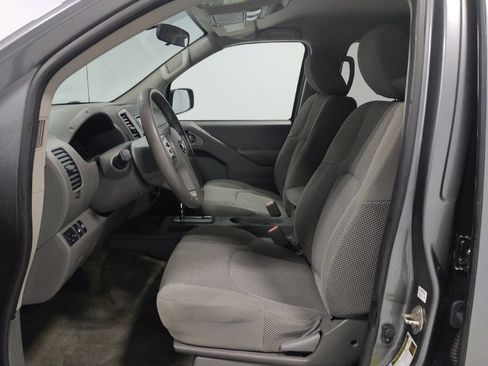 Used 2017 Nissan Frontier SV image 17