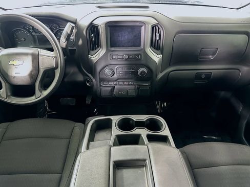 Used 2022 Chevrolet Silverado 1500 Custom AWD/4WD image 18